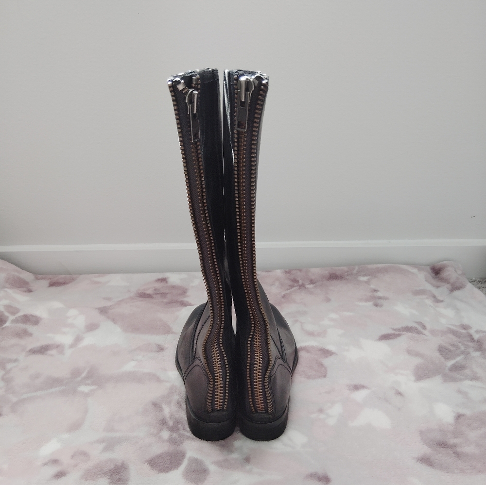 Frye and Co. Women's Black Leather Boots - Picture 4 of 8